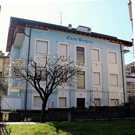 デセンツァーノ・デル・ガルダCasa Reginaアパートメント エクステリア 写真